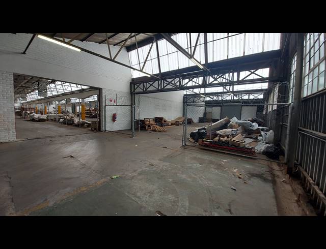 3,876M² FACTORY TO LET IN ALRODE